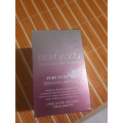 Bergamo Luxury Отбеливающая ампульная сыворотка с улиточным муцином Pure Snail Whitening Ampoule (30 мл) Bergamo Luxury Отбеливающая ампульная сыворотка с улиточным муцином Pure Snail Whitening Ampoule (30 мл)