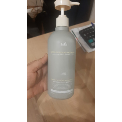 La'dor Шампунь против перхоти Anti-Dandruff Shampoo (530 мл) La'dor Шампунь против перхоти Anti-Dandruff Shampoo (530 мл)
